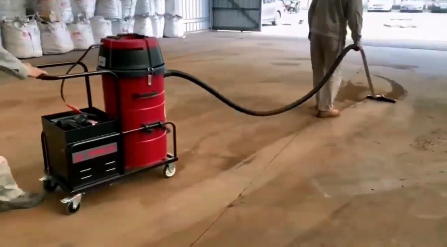 「礦業(yè)清潔」揚(yáng)子成首選！這款好評(píng)率超95%工業(yè)吸塵器受熱捧！