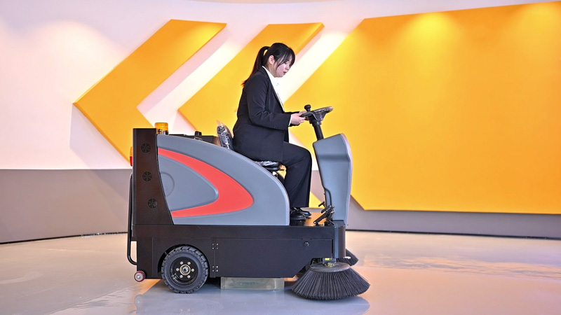 購(gòu)買(mǎi)最佳工業(yè)洗地機(jī)或掃地機(jī)的 5 個(gè)技巧