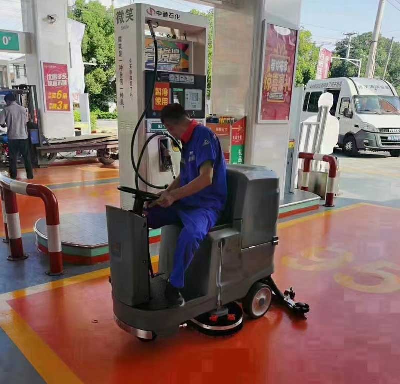 電動洗地機(jī)優(yōu)勢有哪些